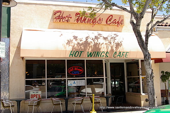 Hot Wings Café in Glendale, California